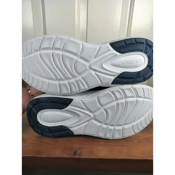 Aetrex Danika Women’s Arch Support Sneakers Navy Mint AP105W Size 10.5-11 - Picture 8 of 9